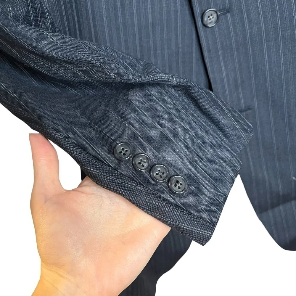 Kaps LORO PIANA Wool Pinstripe Blazer Size 44R Canada Made Business Casual.